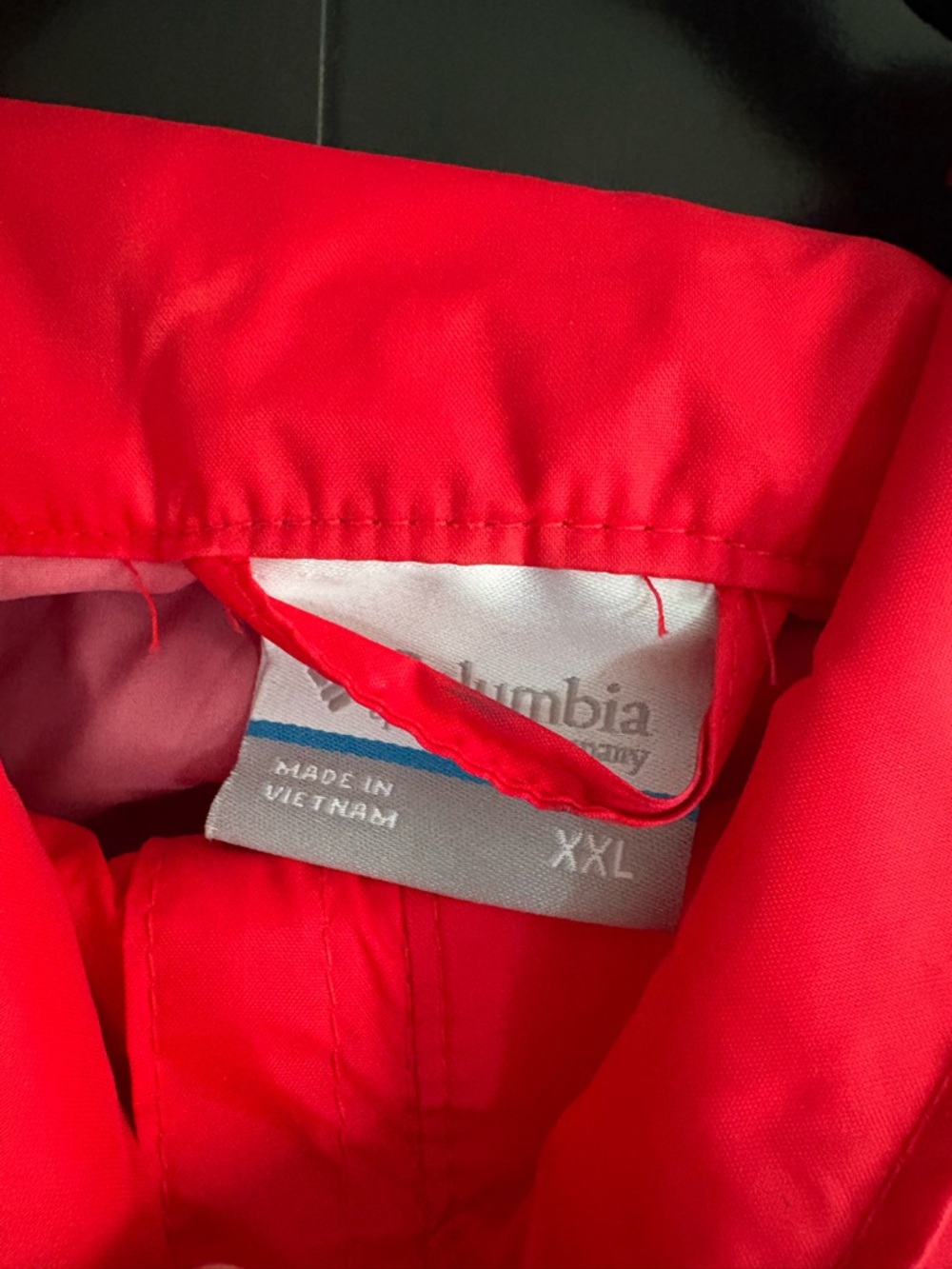 Columbia Lightweight Rain/Wind Jacket with Hood - Picture 2 of 3